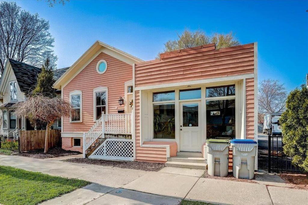 Insta Worthy Home! *Sleeps 8* - Walker'S Point! Milwaukee Ngoại thất bức ảnh